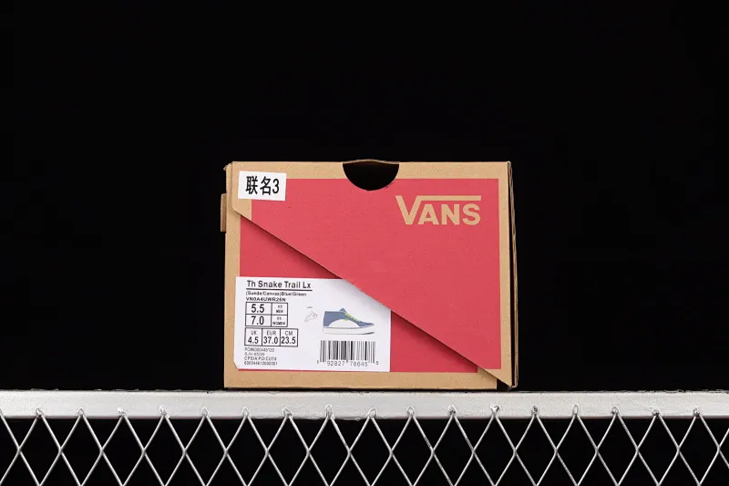 All categories Vans Vans series Vans Mid Vans China Vans Th Snake Trail Lx joint model China casual sneakers VN0A4UWR26N